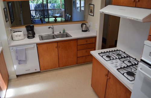 Concord Maison | Lovely home on a quiet street
