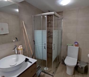 Ano Lechonia Appartement | Lovely House by the Sea with Garden and BBQ (A)