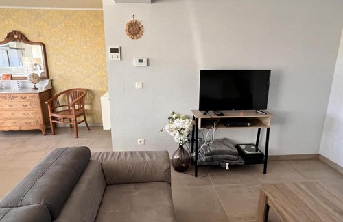 Heers Appartement | Lovely house in Heers with 2 bedrooms