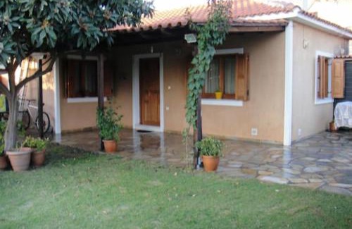 Artemida Maison | Lovely house with garden at an excellent location!