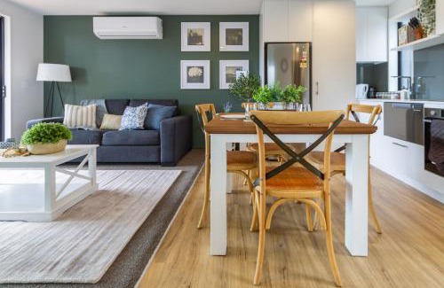 Linwood Appartement | Lovely in Linwood: 2BR Beauty