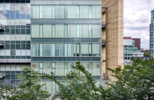 East Cambridge Appartement | Lovely Kendall Square 1BR w/ Concierge & Gym, steps to MIT, by Blueground