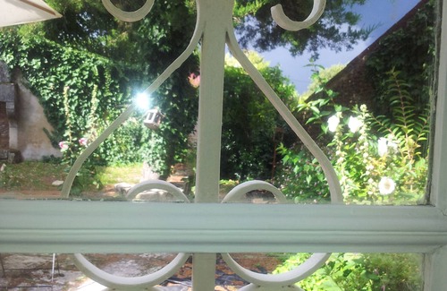 Burie Maison | Magnifique Large Charentaise Maison Proche des commerces pour les familles ou Couple