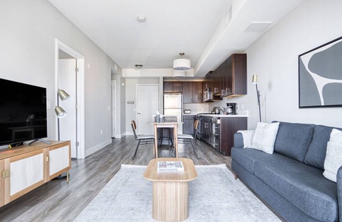 Mountain View Appartement | Lovely Mountain View 1BR w/ Pool & Gym, walk to Caltrain, by Blueground