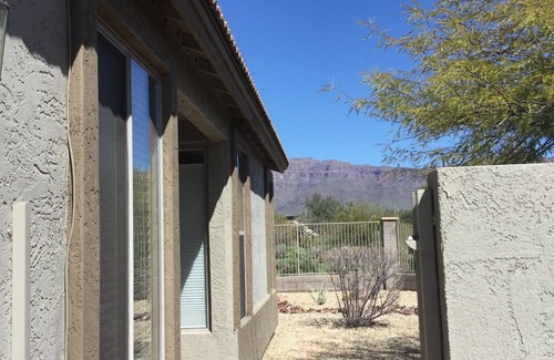 Superstition Foothills Appartement | Lovely Mountain View, Close to hiking & golf, Comfortable Home, Community Pool