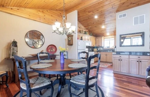Sapphire Villa | 20% off Nov/Dec - Lovely Mountain Villa-Close to Amenities-Walk to Fairfield Lk
