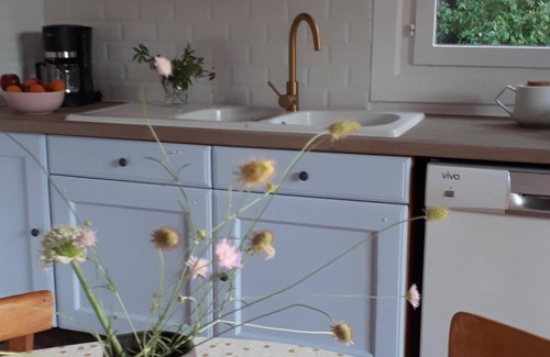Junas Maison | Joli loft en pleine nature avec jacuzzi privatif