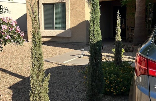 El Mirage Maison | LOVELY PRIVATE ROOMS PRIVATE BATHS IN A HOUSE