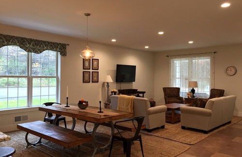 Cooperstown Maison | Lovely Private Setting