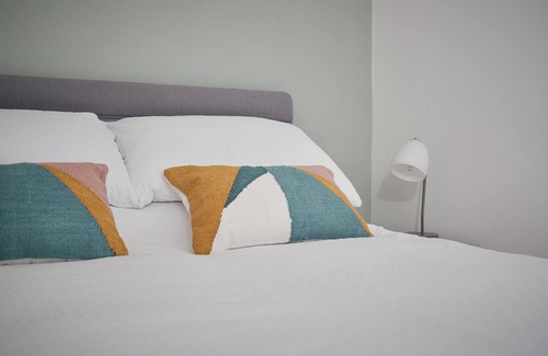 Kemerton Cottage | Lovely, quiet and stylish cottage in Kemerton!