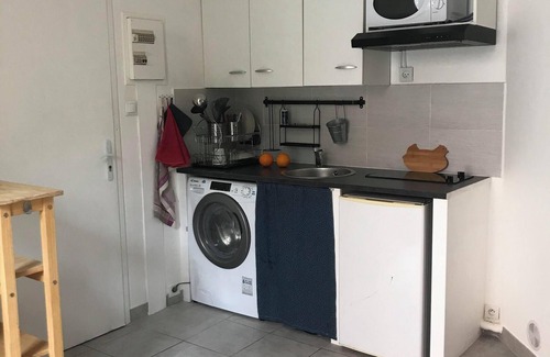 Cite Appartement | Lovely, quiet studio, just a few minutes' walk from the town center