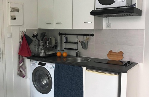 Cite Appartement | Lovely, quiet studio, just a few minutes' walk from the town center