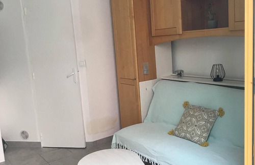 Cite Appartement | Lovely, quiet studio, just a few minutes' walk from the town center