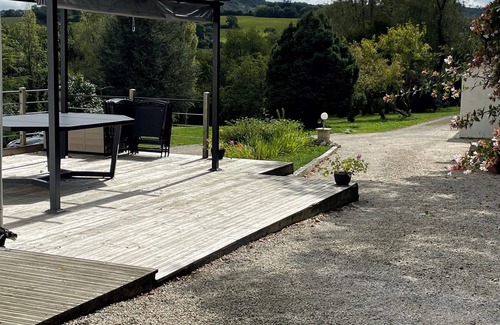 Saint-Thois Maison | Belle maison rénovée dans un endroit idyllique. Confortable et bien présenté.