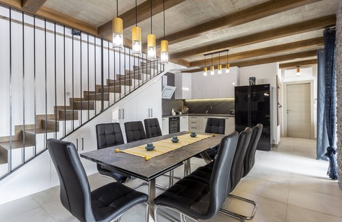 Zminj Maison | Lovely restored house with heated pool