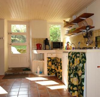 Parsac-Rimondeix Appartement | Lovely rural and quiet farmhouse with natural swimming lake