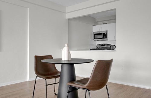 West End Appartement | Lovely Spacious Beacon Hill 1BR w/Views, Gym by Blueground