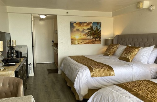 Diamond Head - Kapahulu - St. Louis Copropriété | Lovely Studio with Million Dollar View of Waikiki and close to everything!