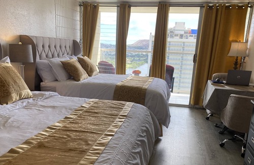 Diamond Head - Kapahulu - St. Louis Copropriété | Lovely Studio with Million Dollar View of Waikiki and close to everything!
