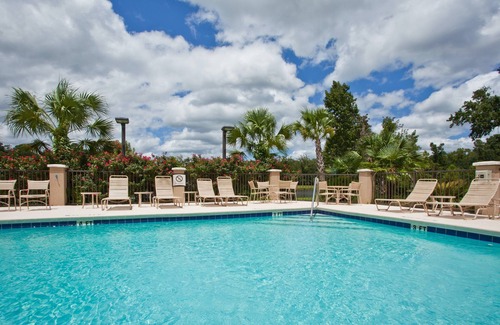 Tallahassee Copropriété | Lovely Suite in Tallahassee! Free Breakfast + On-Site Business Center