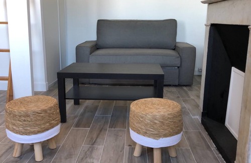 Vauban Appartement | Beau T1 à Vauban, Vue Notre Dame, prox Vieux port