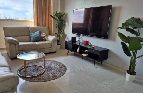 Ashdod Appartement | Lovely three-room apartment above the promenade