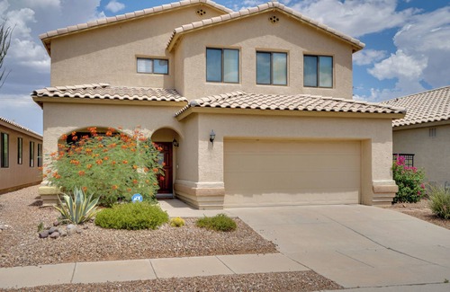 Copper Creek Cottage | Lovely Tucson Home w/ Pool & Mountain Views
