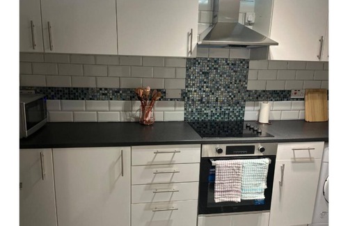 Custom House Appartement | Lovely two bedroom duplex apartment with parking
