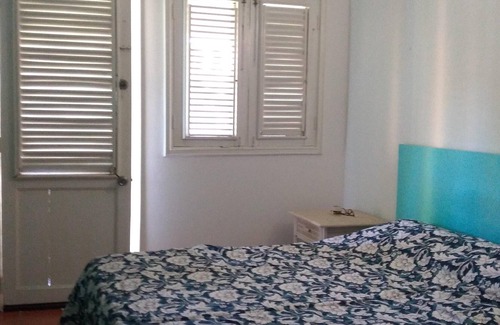 El Callejon Maison | Lovely Villa 5 Minute Walk to the Beach in the Center of Town