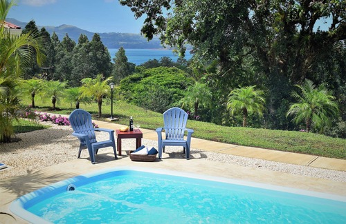 Nuevo Arenal Villa | Belle villa à LakeGardens, belle vue sur le lac, petit déjeuner gratuit incroyable