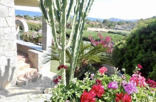 Costa Rei Villa | Magnifique et avec jardin, imprenable vue sur la mer à quelques pas de la plage