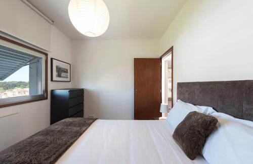 Lordelo do Ouro e Massarelos Appartement | LovelyStay - Casas Brancas - Modern Apartment with Balcony & free private parking