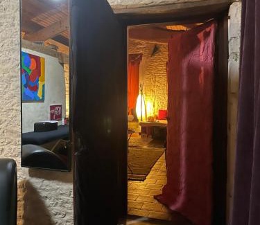 Maillezais Hôtel | LoveRoom Adults-Only