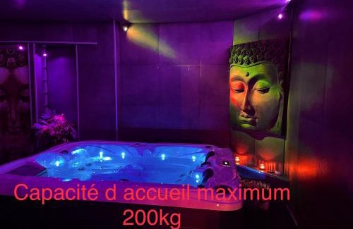 Valenciennes Hôtel | loveroom21
