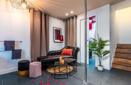 Chessy Maison | LoveSparadise - Suite L'élixir