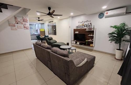 Seremban Maison | Loveu homestay 232 duyung