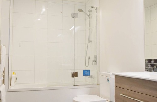 Johnsonville Maison | Loving Family size brand new townhouse—only 5mins to centre Johnsonville.