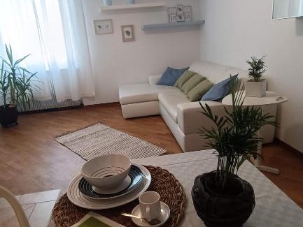 Gorizia Appartement | Loving My Rooms 2 - delizioso appartamento in centro