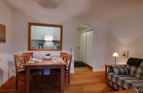 Steibis Appartement | Appartement meublé avec amour au milieu de Steibis. 800 m des remontées mécaniques et du golf