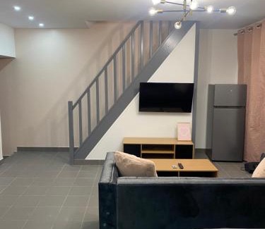 Fleury-Merogis Appartement | Lov’SPA