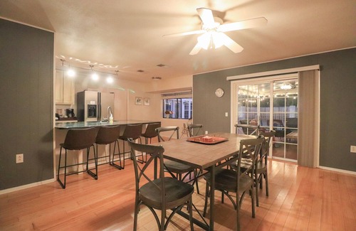 Wetmore Maison | Low Cleaning Fee! 5 BR Family Friendly Oasis with Private Pool & spa.