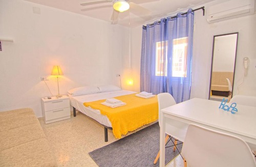 Centro Maison | Low cost rooms Malaga river