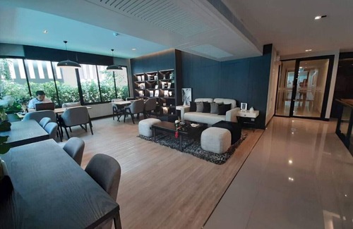 Chom Phon Appartement | Low rise condominium-7 mins to Morchit BTS /Jatujak MRT & Jatujak Weekend Market