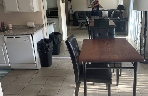 Fairway Park Copropriété | Lower 2 bedroom 2 bathroom condoAt great location!