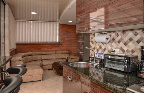 Astorga Appartement | Balcon inférieur Penthouse avec Hot Tub AC