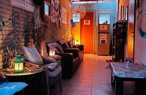Tamar Lit Et Petit-Déjeuner | Lowest Place on Earth B&B Private Cosy Double Room Shared Bathroom and Kitchen