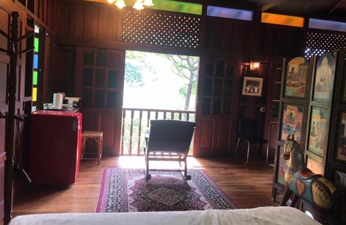Kampung Pantai Baru Maison | Lowinski Lodge