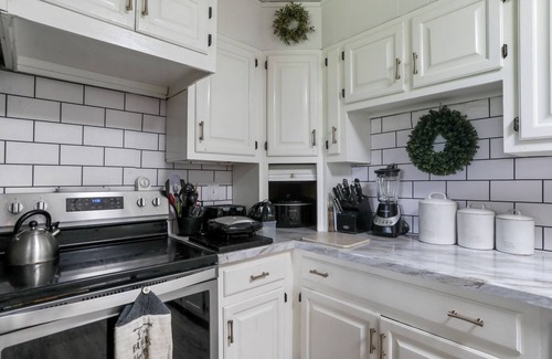 Loysville Maison | Loysville Charm Meets Cabin 3-Bedroom with A/C, Fitness Room & peaceful Living