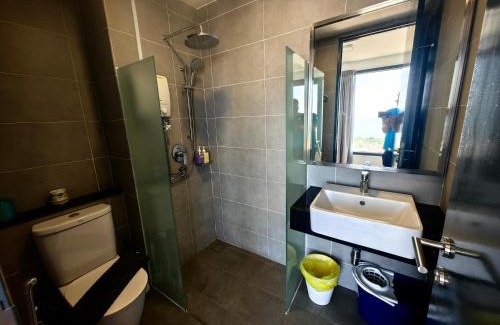 Downtown George Town Appartement | LS Tropicana 218*Sea View*1BR*Georgetown*King Bed