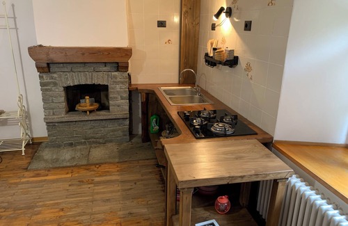 Groscavallo Cabine | Lu Biulè d'Aldo - Comfortable chalet in ancient hamlet, outdoor wellness area
